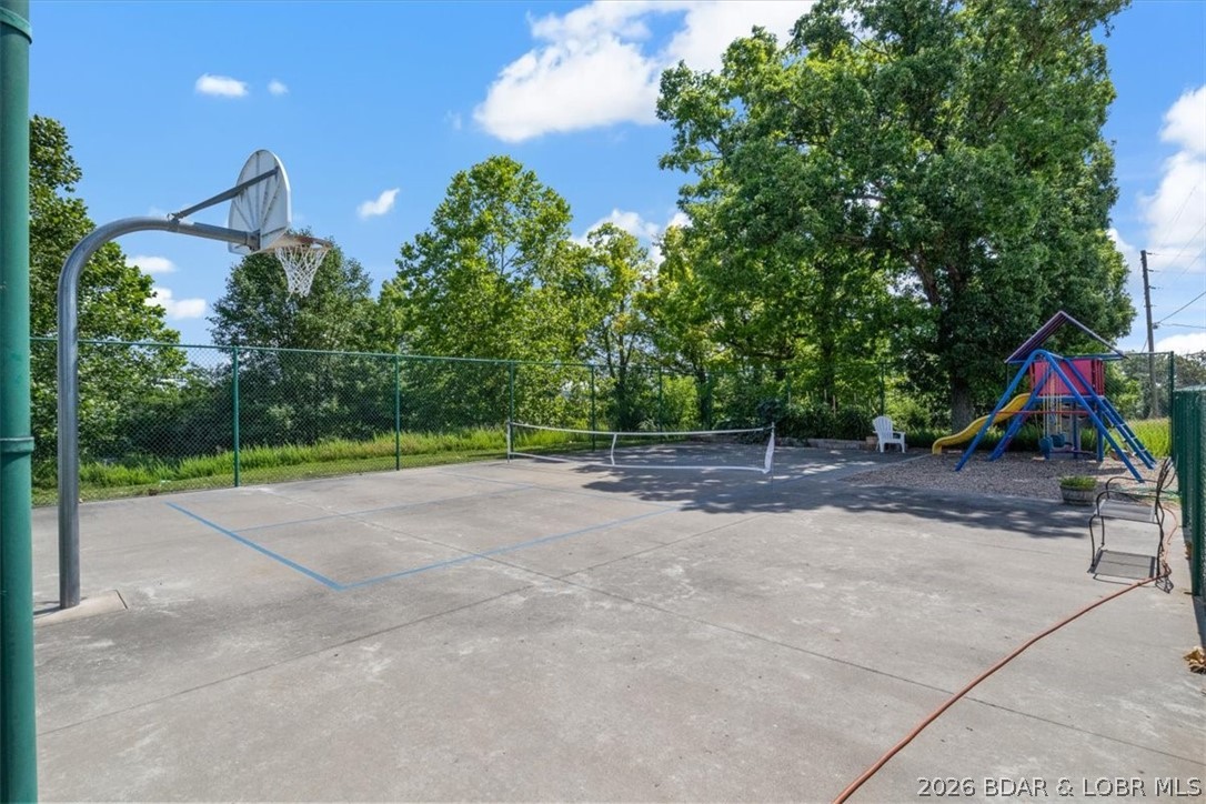 18041 Blue Anchor Drive 434 Property Photo 25