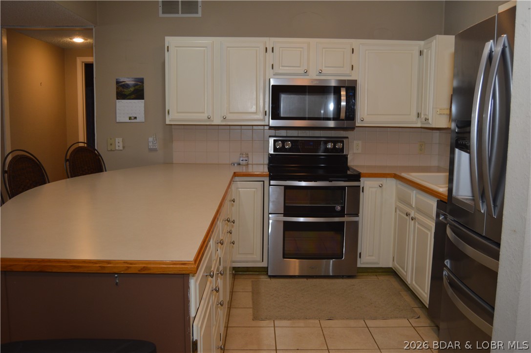 90 Falls Point Drive 1b Property Photo 10