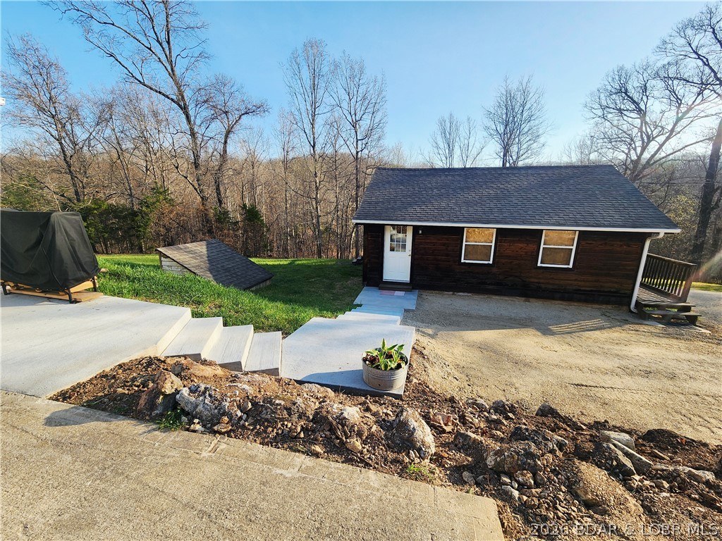 18 Brown Road