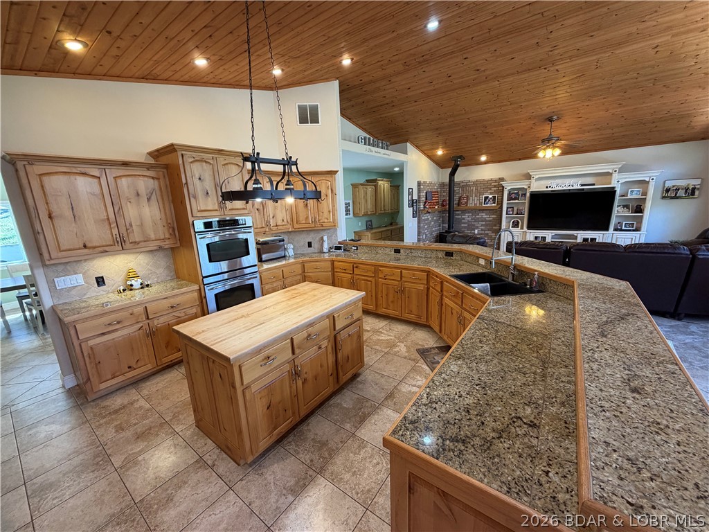 184 State Park Road Property Photo 9
