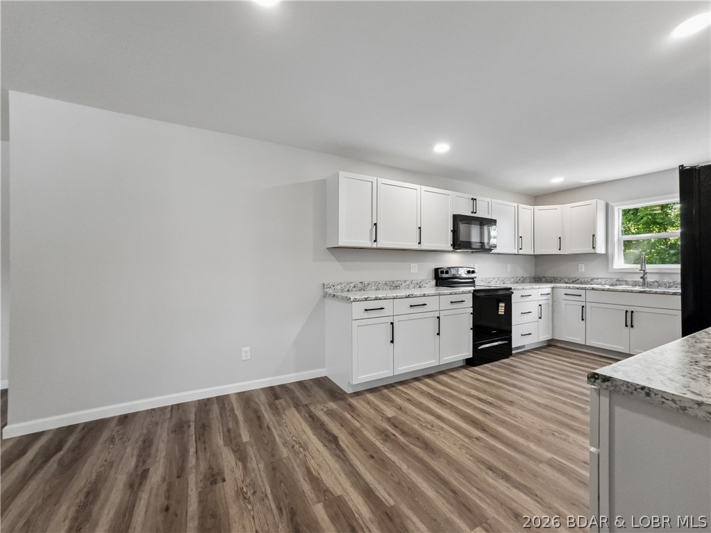 324 3rd Street Property Photo 8