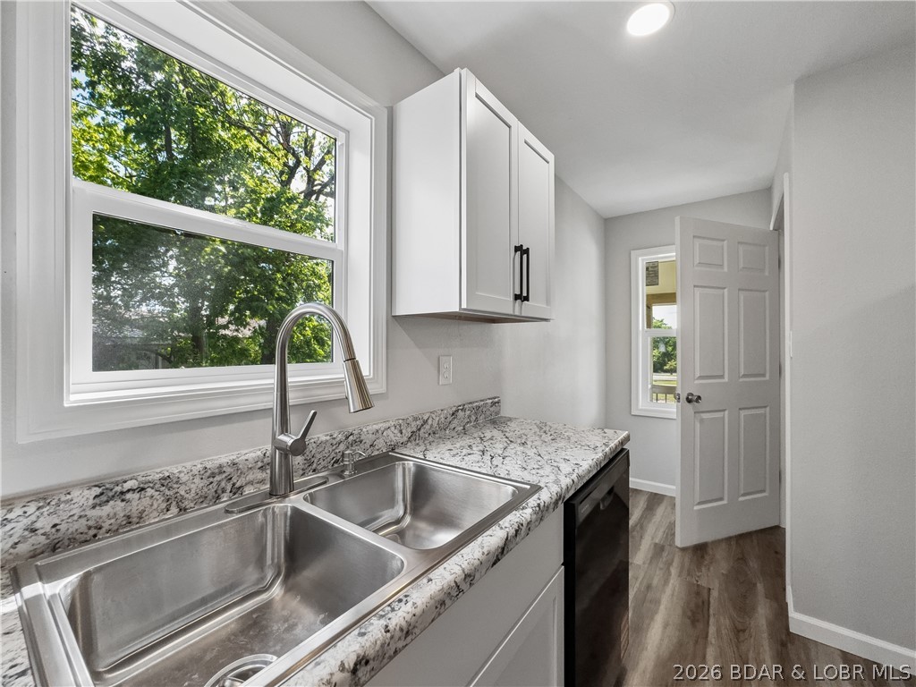 324 3rd Street Property Photo 12