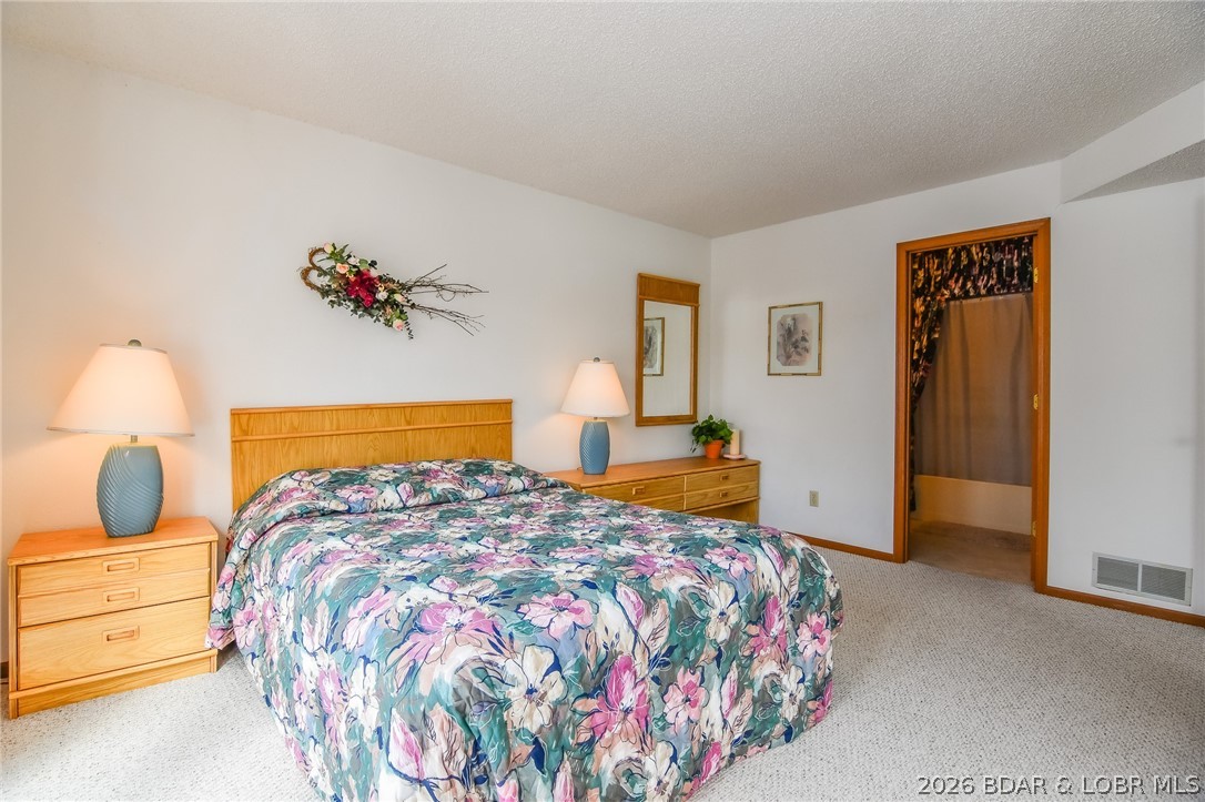98 Jonathan Drive 3b Property Photo 18