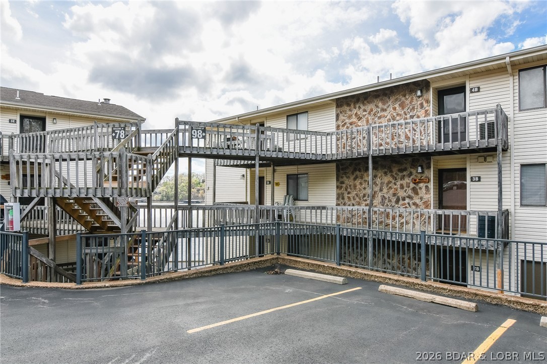 98 Jonathan Drive 3b Property Photo 24