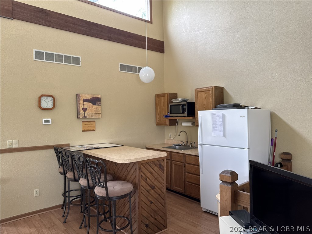 98 Jonathan Drive 3b Property Photo 35