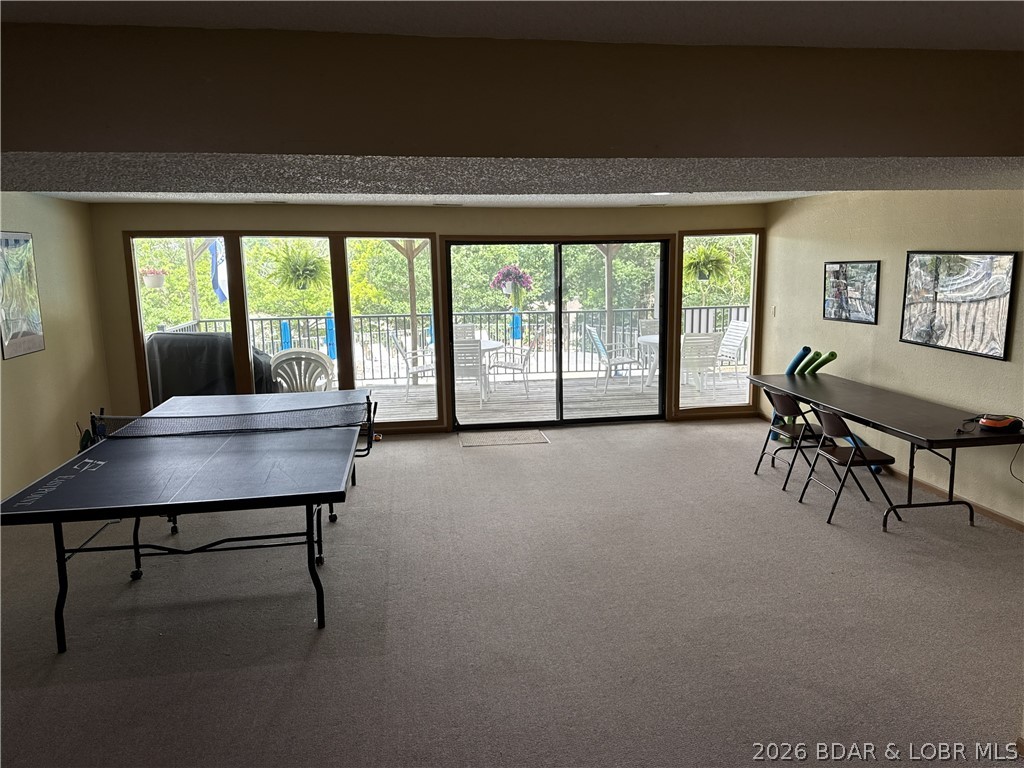 98 Jonathan Drive 3b Property Photo 37