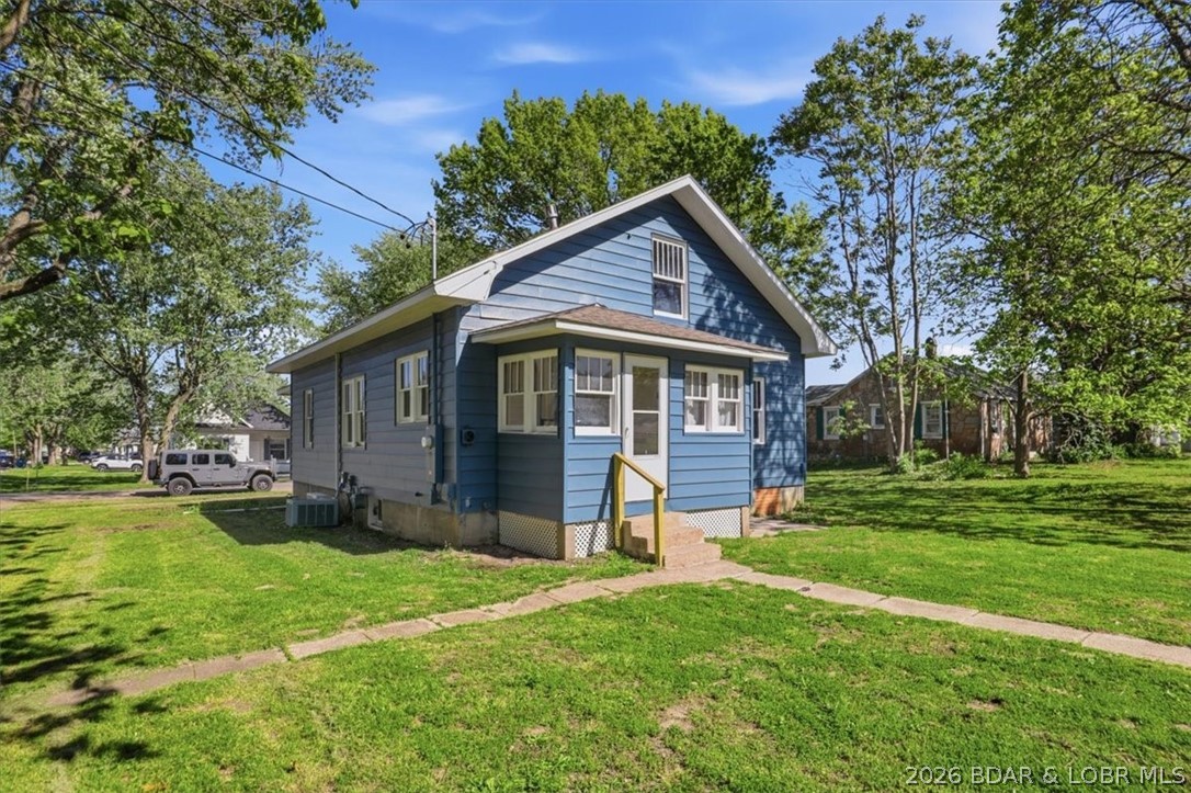 301 Locust Street Property Photo 5