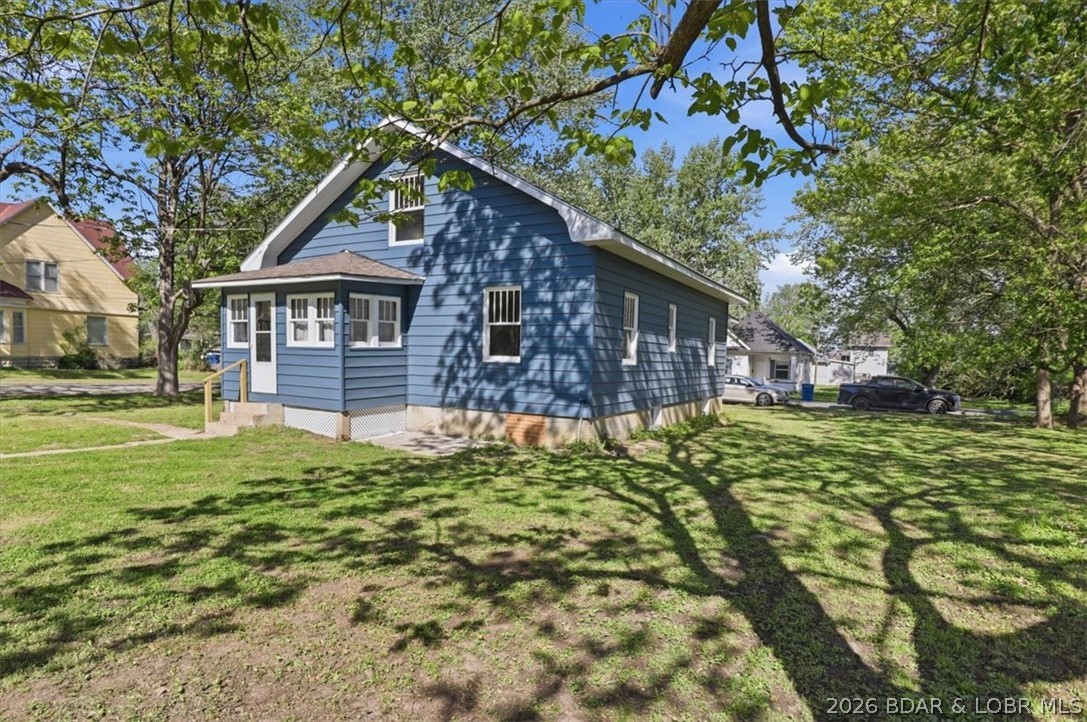 301 Locust Street Property Photo 7