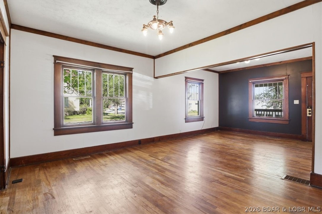 301 Locust Street Property Photo 15
