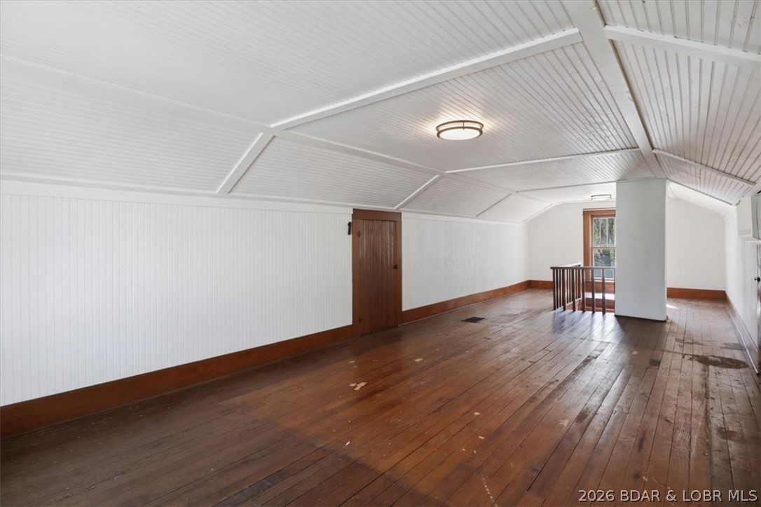 301 Locust Street Property Photo 31
