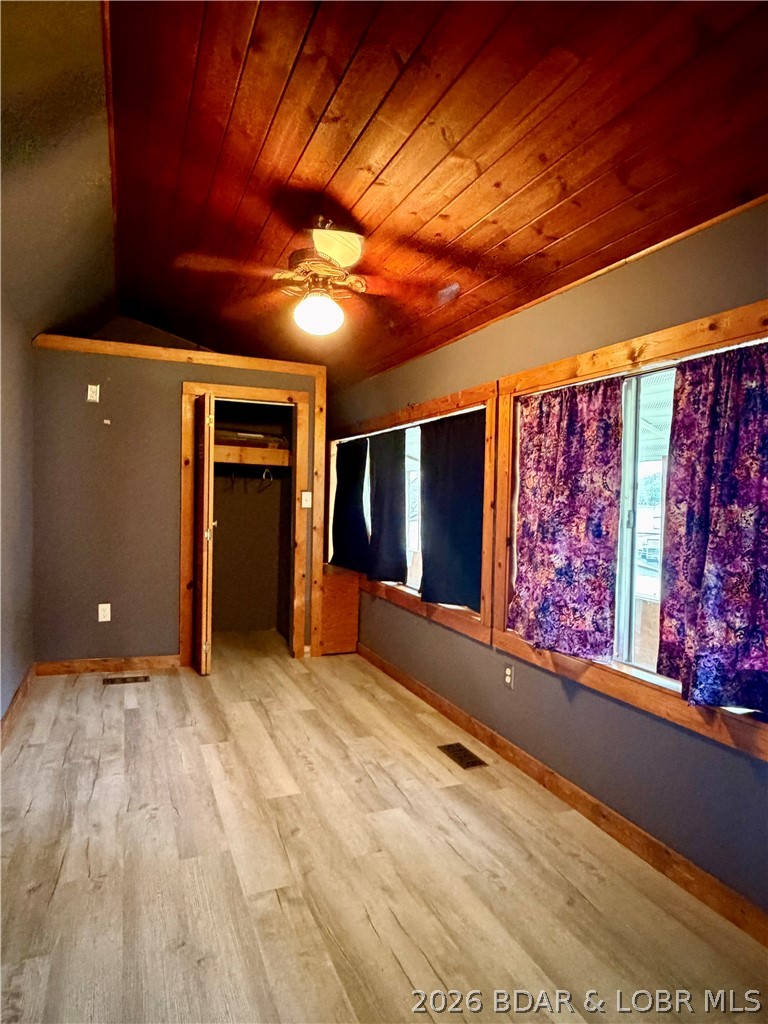 44 H And A Lane Property Photo 17