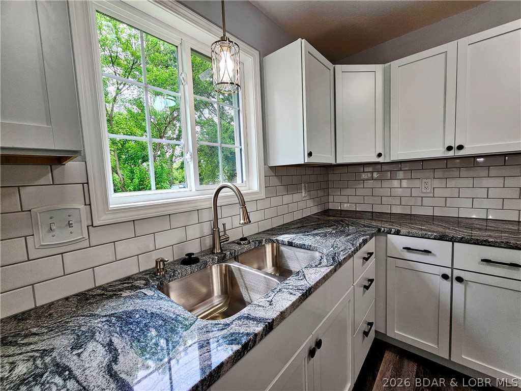 612 E 8th Street Property Photo 3