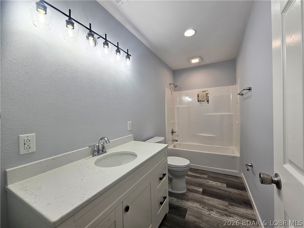 612 E 8th Street Property Photo 7