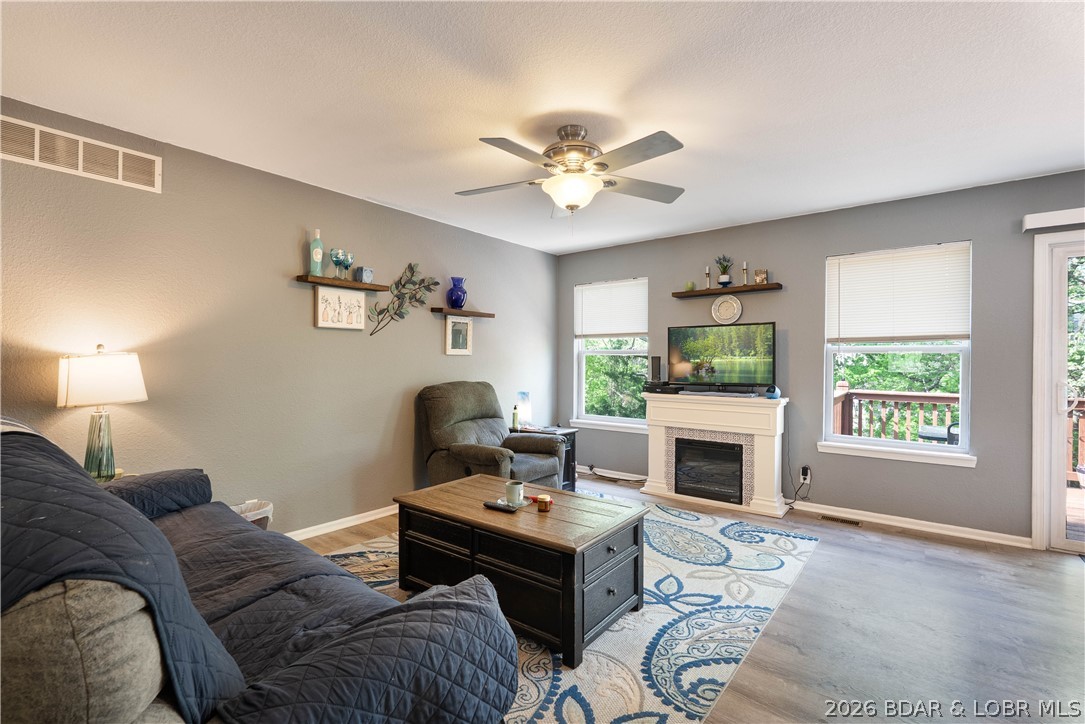 6231 Shadow Circle Property Photo 8