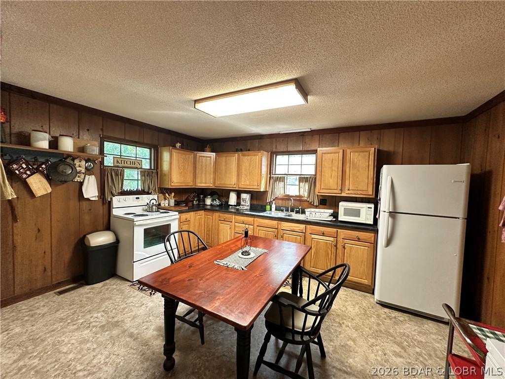 26766 Ancient Cedar Drive Property Photo 8