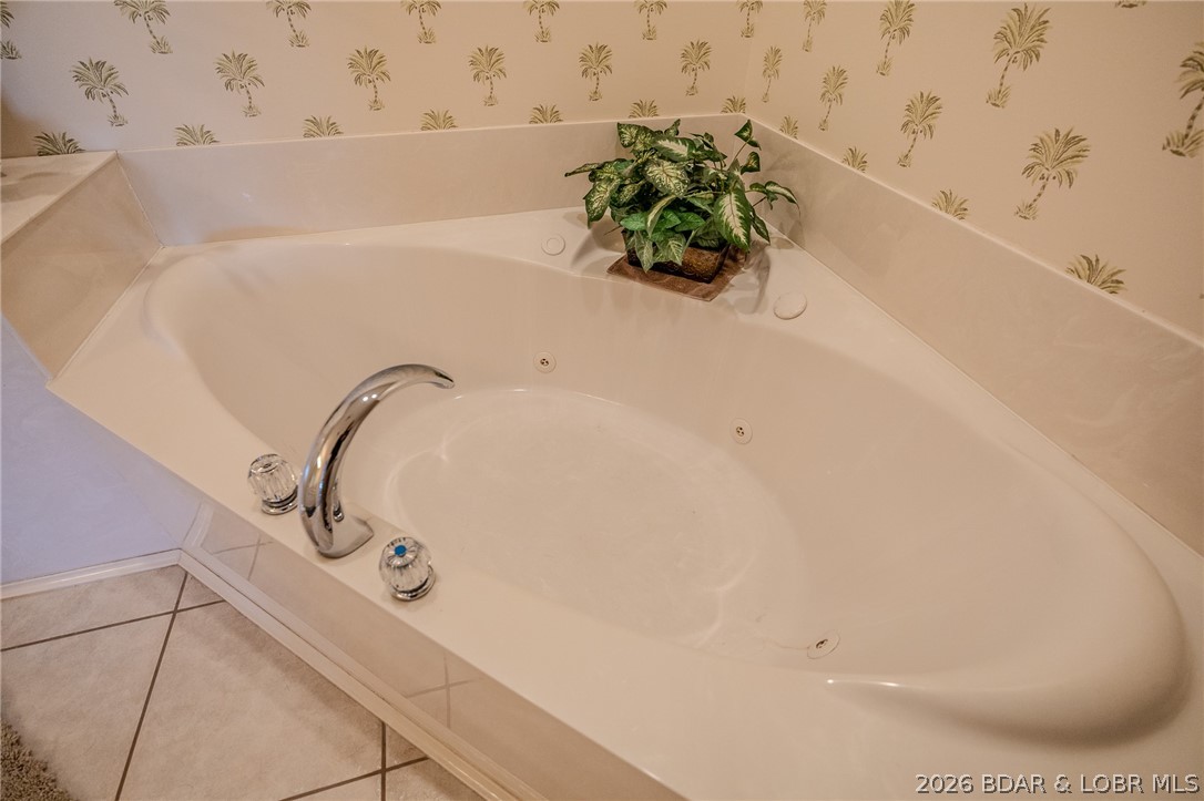 5450 Christopher Lane 242 Property Photo 38