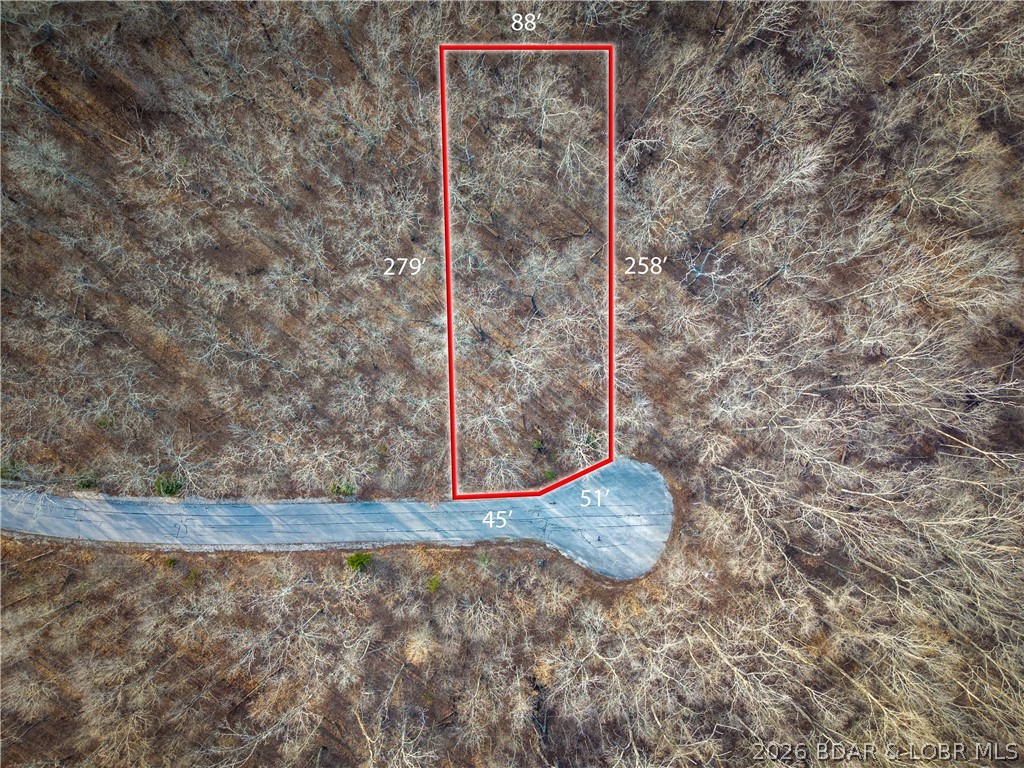 651 Fox Run Property Photo 1