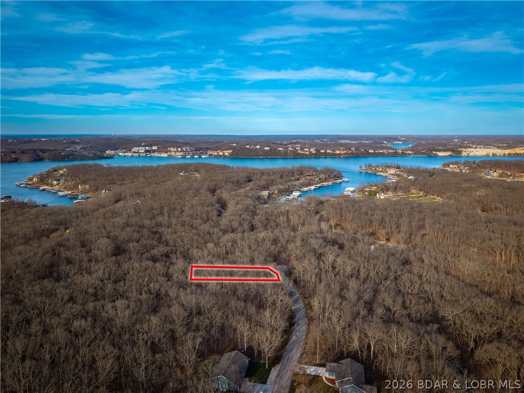 651 Fox Run Property Photo 10