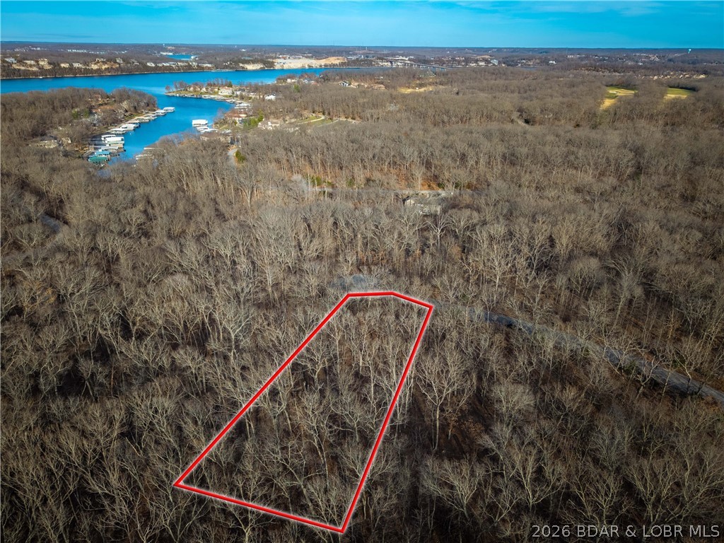 651 Fox Run Property Photo 11
