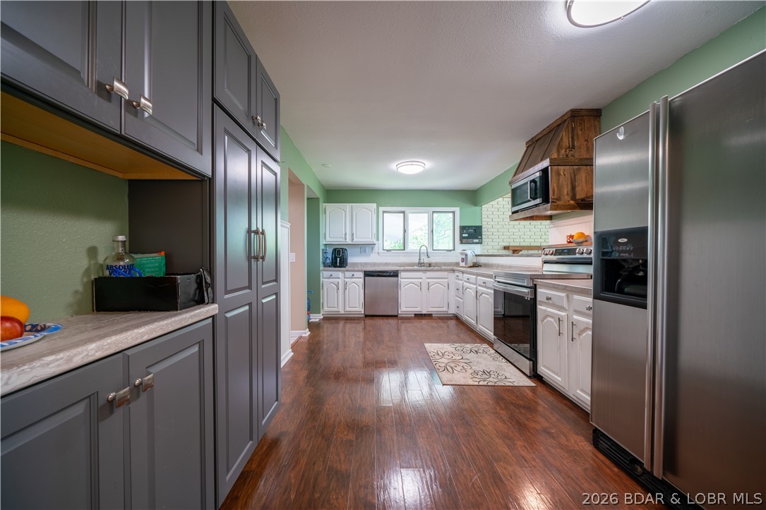 12 Avery Drive Property Photo 11