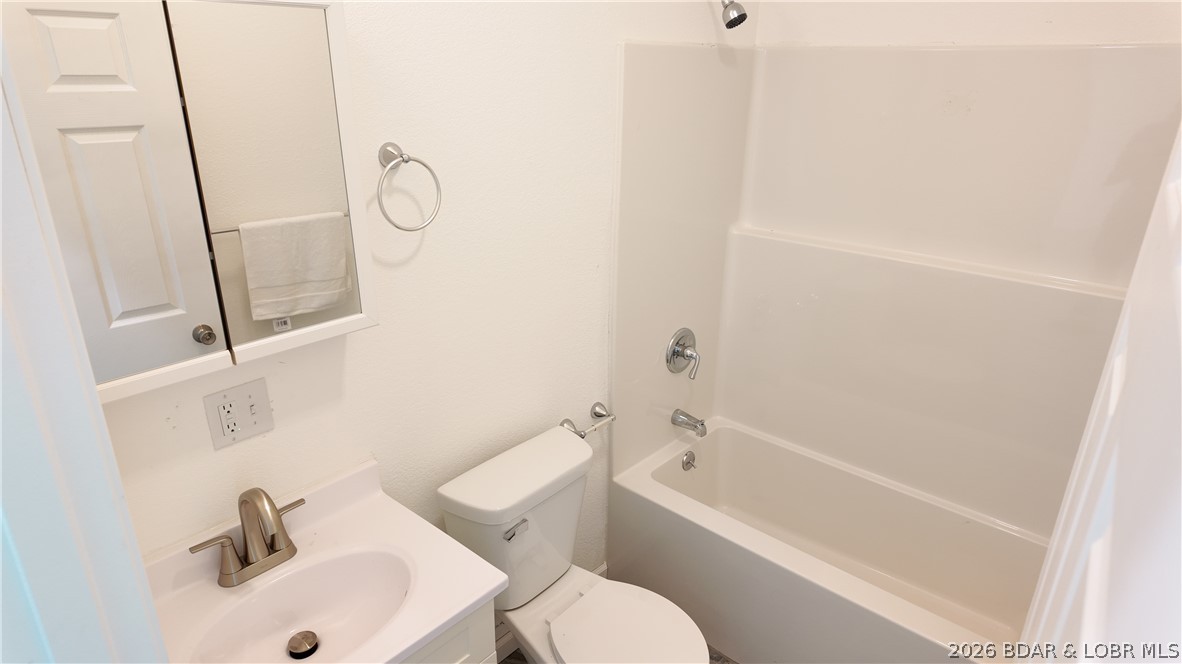 3 Oak Tree Lane Property Photo 16