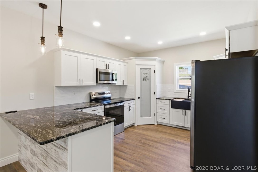151 Oak Hill Forest Drive Property Photo 10