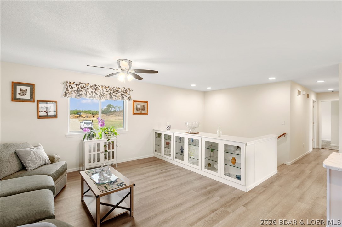3305 Venice Drive Property Photo 10