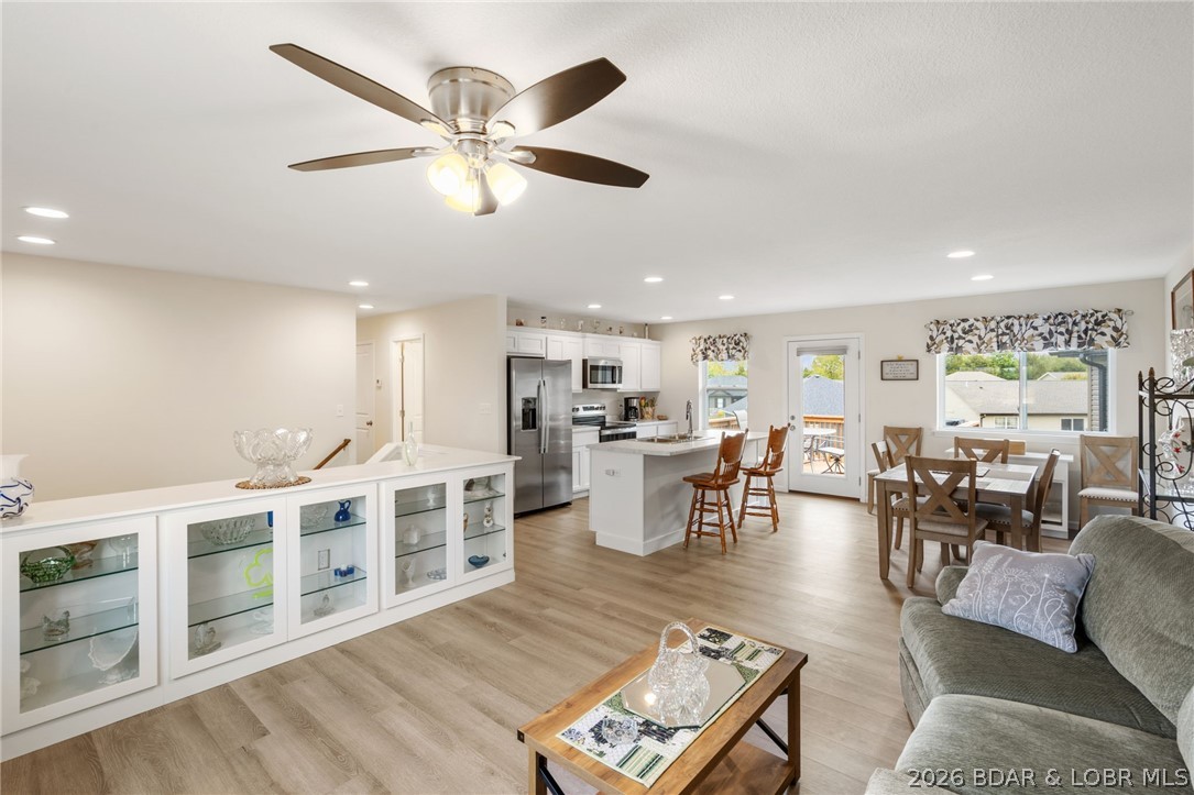 3305 Venice Drive Property Photo 11