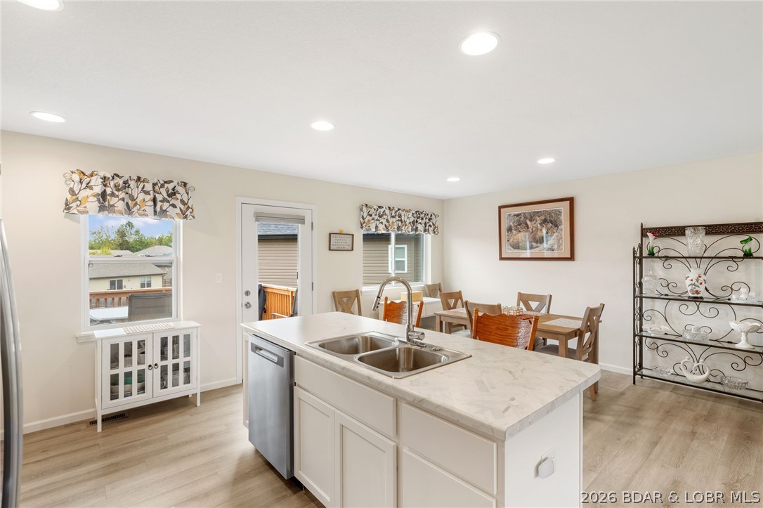 3305 Venice Drive Property Photo 15