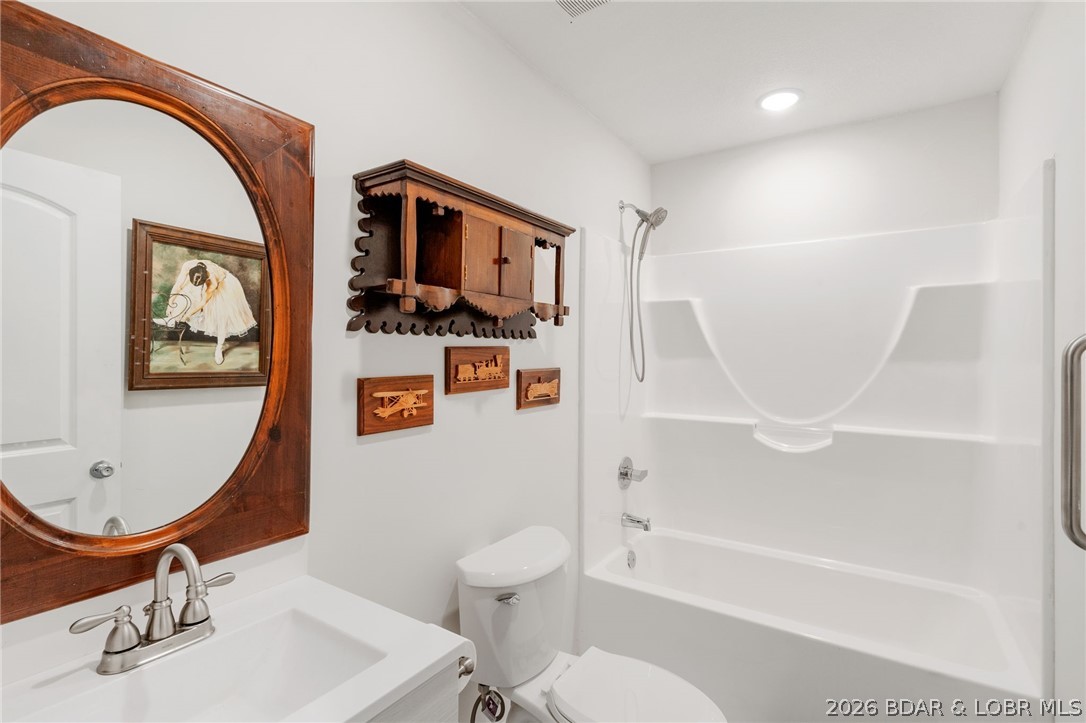3305 Venice Drive Property Photo 30