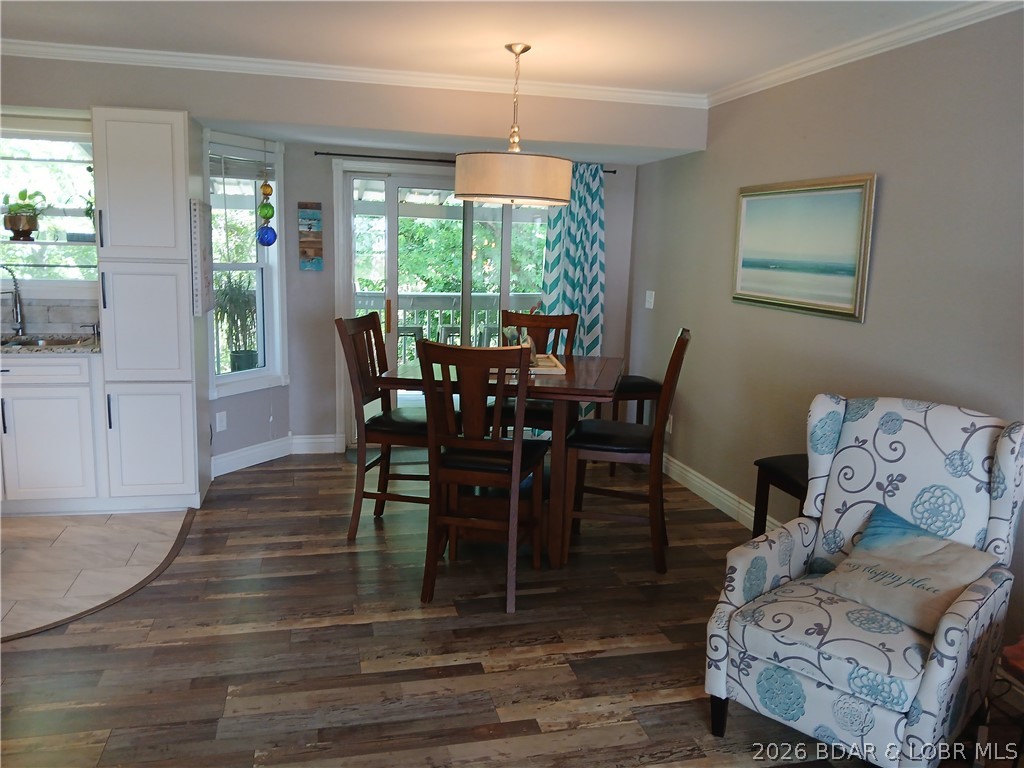 1106 Red Bud Road Property Photo 6