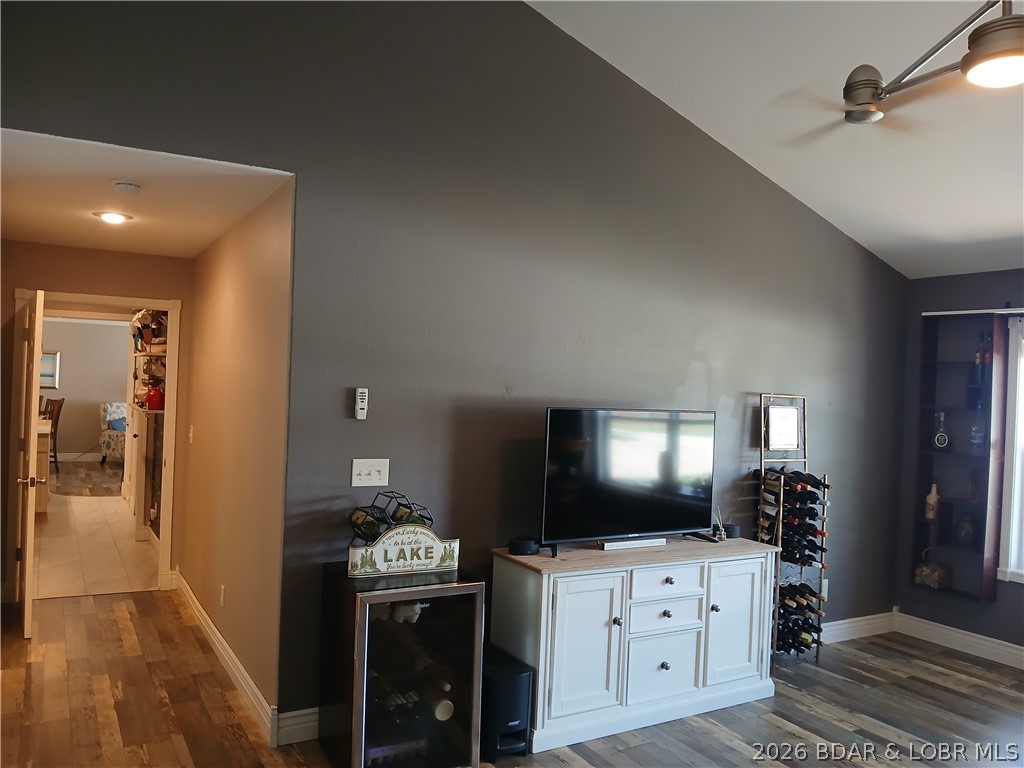 1106 Red Bud Road Property Photo 32