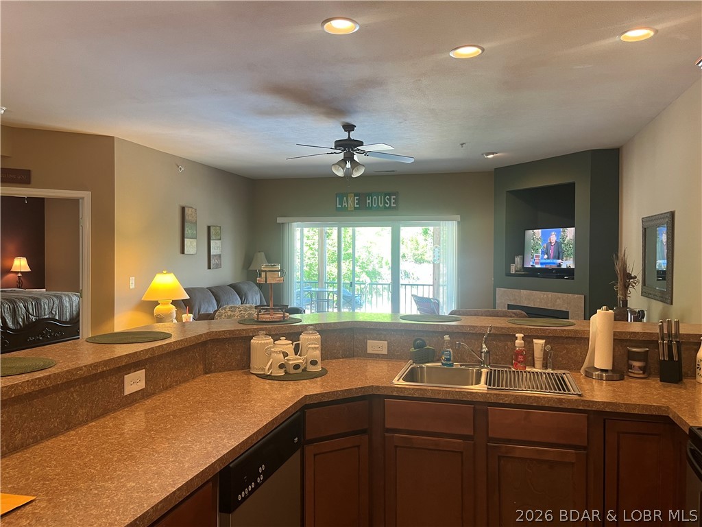 464 Cedar Heights Drive 2 A Property Photo 1