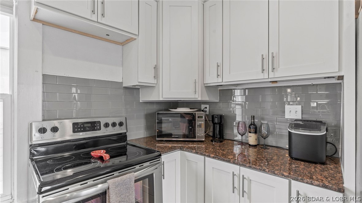 302 S Maple Street Property Photo 48