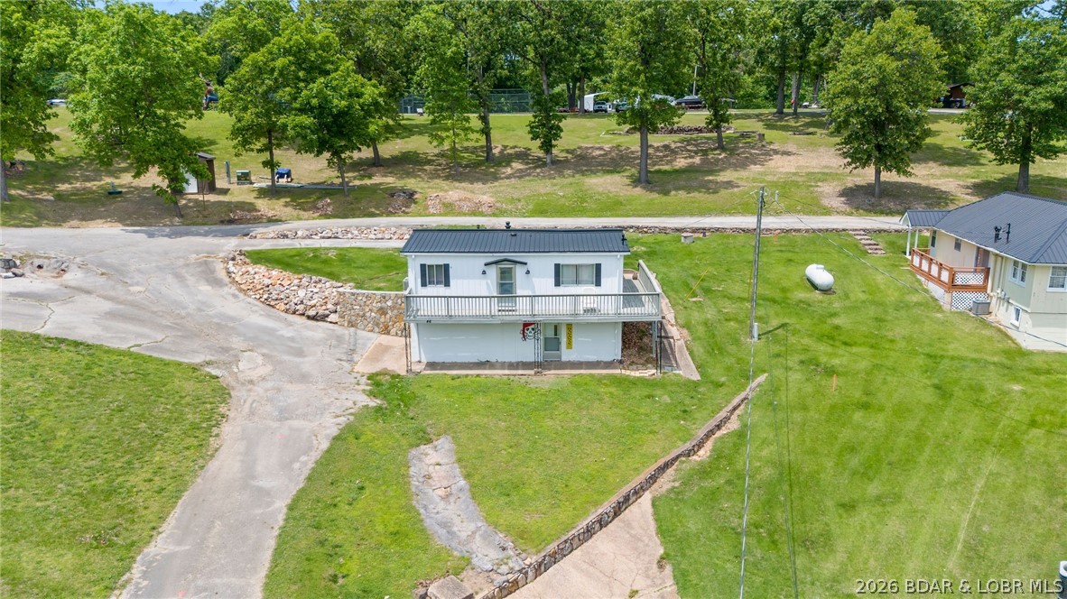 15905 Hartwell Avenue Property Photo 1