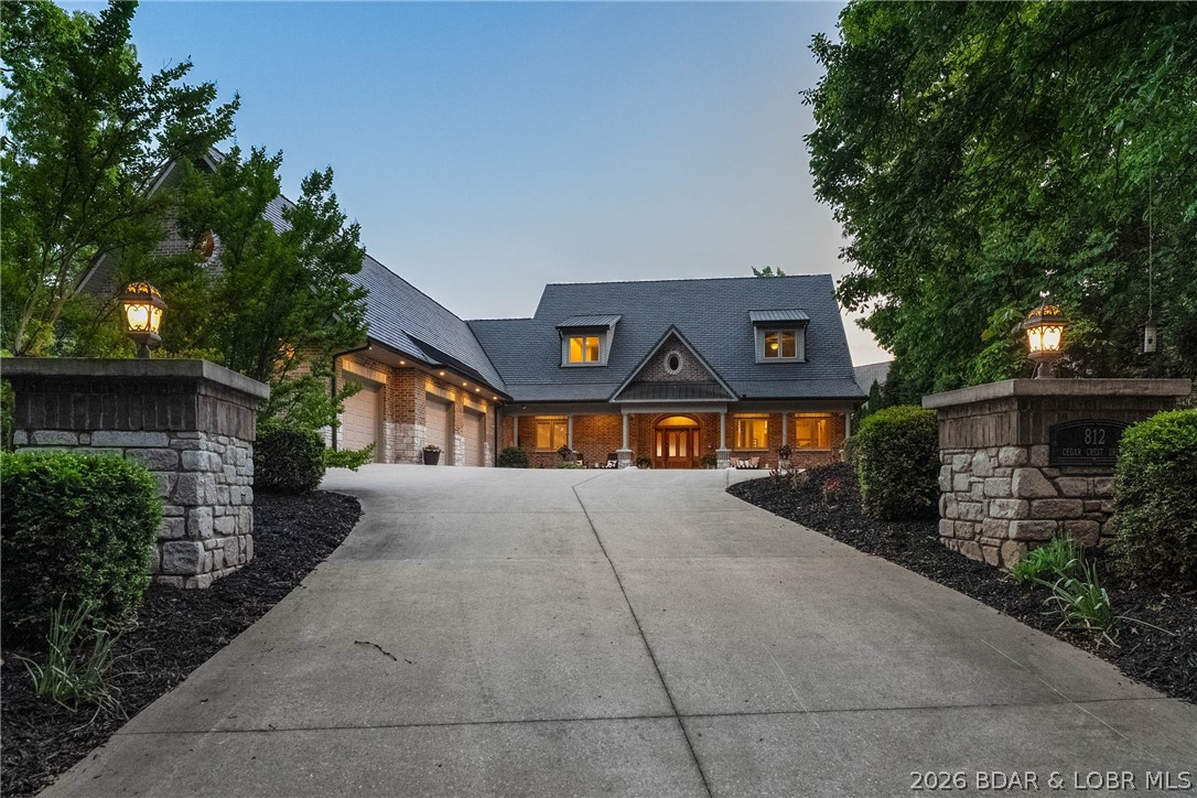 812 Cedar Crest Drive Property Photo 16