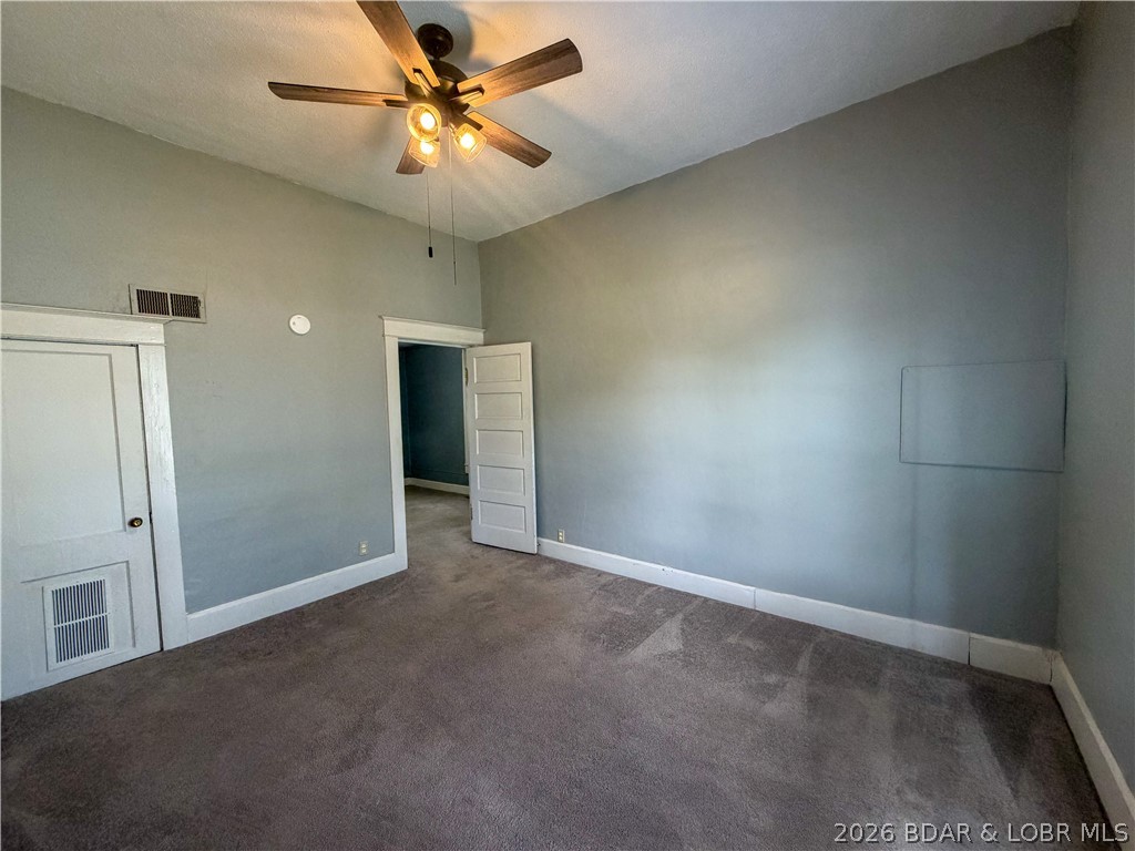 307 South Maple Property Photo 10