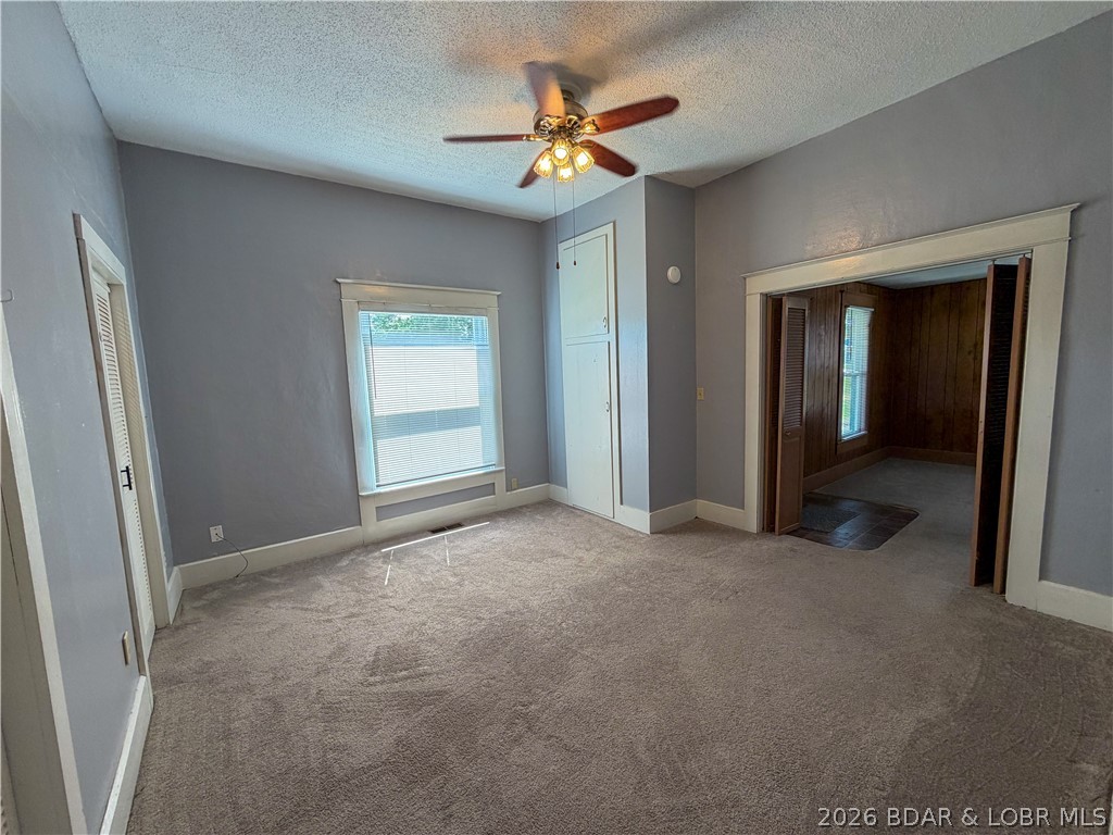 307 South Maple Property Photo 14