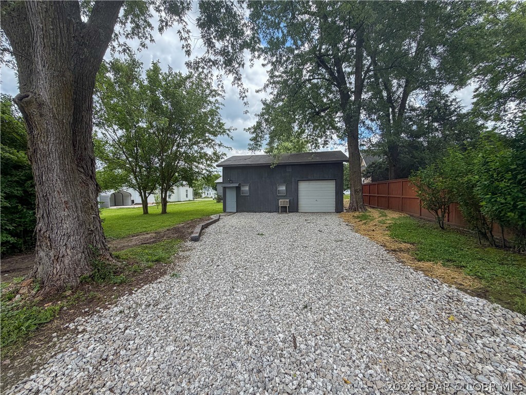 307 South Maple Property Photo 43
