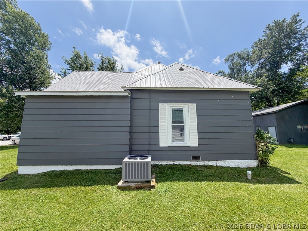 307 South Maple Property Photo 45