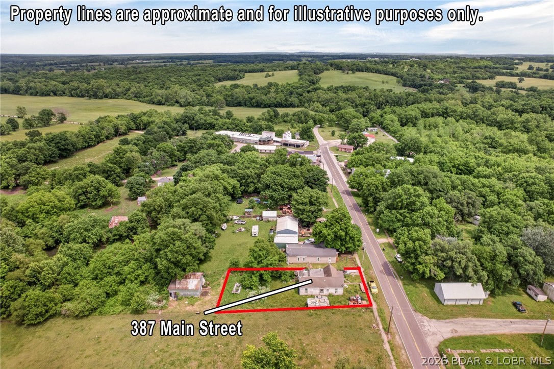 387 Main Street Property Photo 3