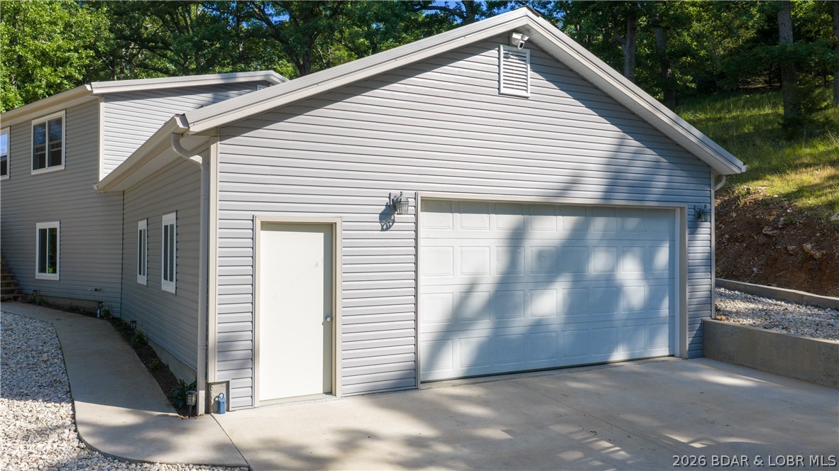 3501 Great Lake View Drive