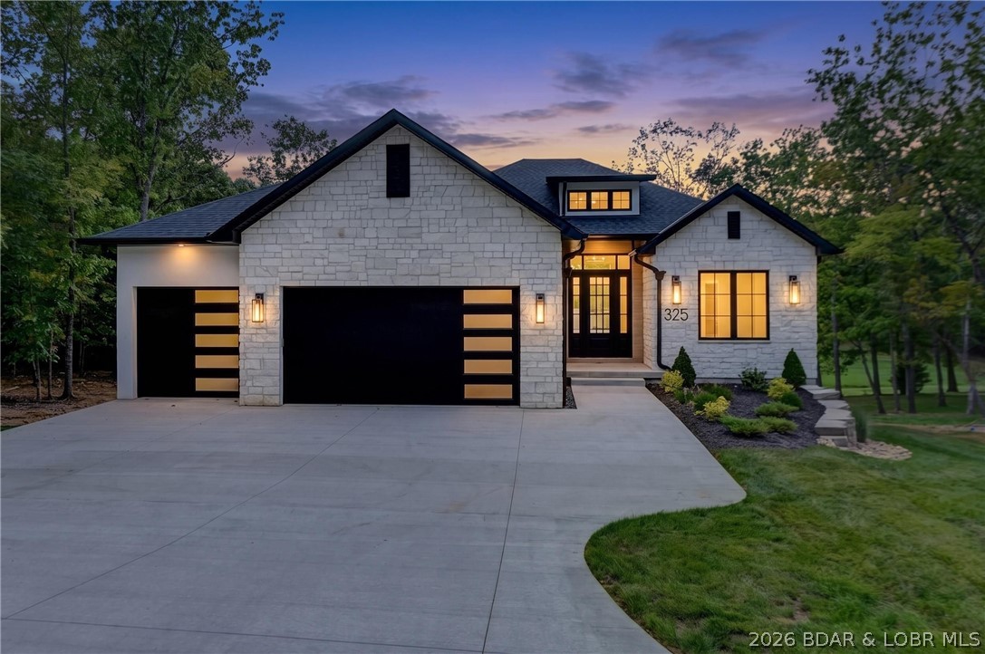 325 Las Campanas Court Property Photo 1