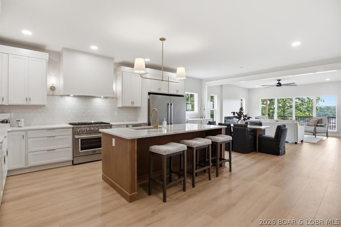 420 Outer Drive Property Photo 1