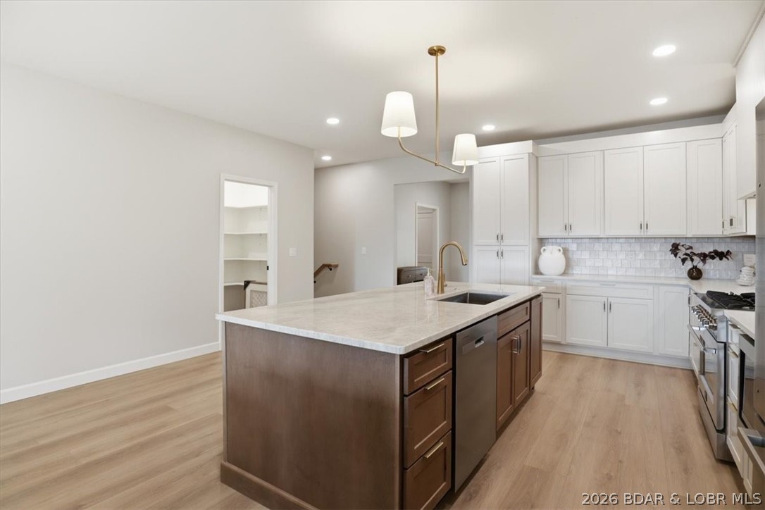 420 Outer Drive Property Photo 17