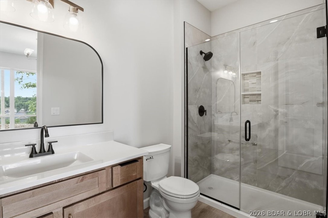 420 Outer Drive Property Photo 27