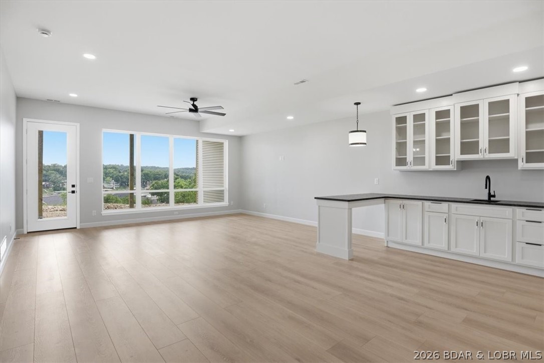 420 Outer Drive Property Photo 38