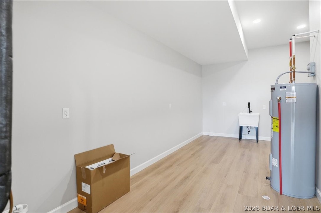 420 Outer Drive Property Photo 57