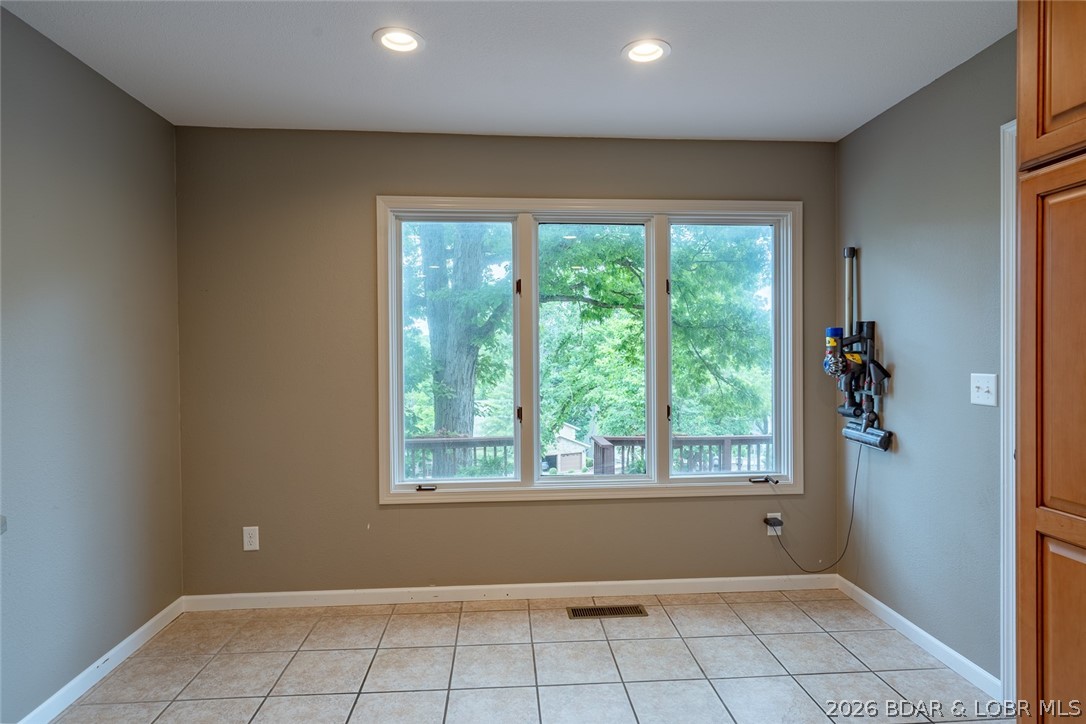 1294 Summit Circle Property Photo 28