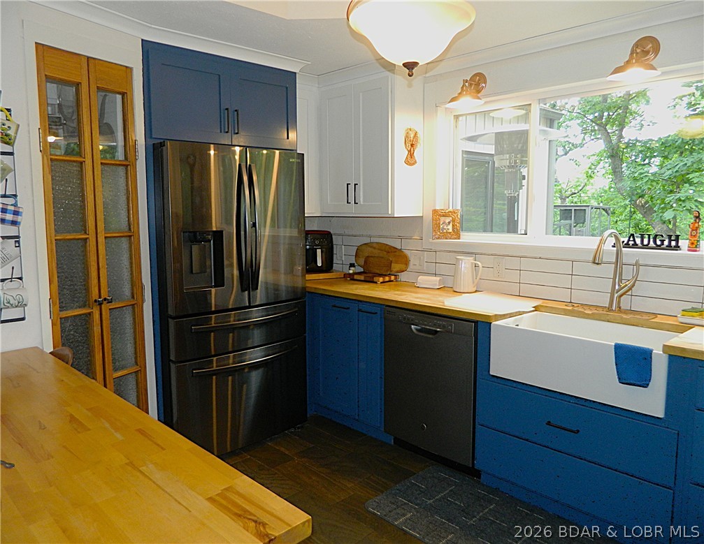 83 Cornett Branch Property Photo 5
